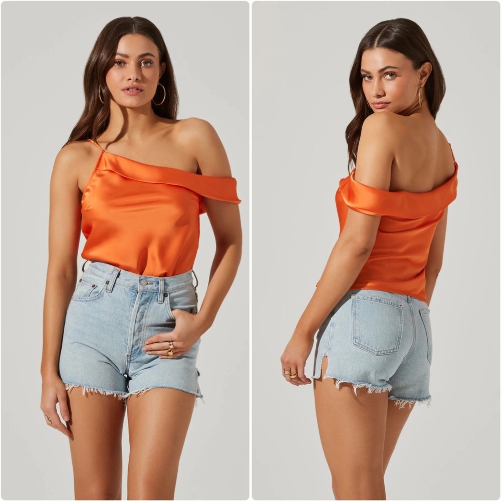 ASTR the label Shion Off the Shoulder Satin Top Orange Size Small
